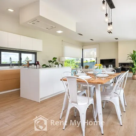 Feriehus Moderno Chalet, Spa, Wifi, Parking, Recinto Privado Y Exclusivo