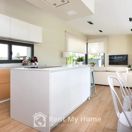 Feriehus Moderno Chalet, Spa, Wifi, Parking, Recinto Privado Y Exclusivo