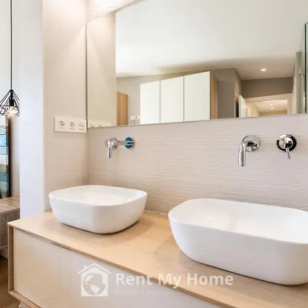 Moderno Chalet, Spa, Wifi, Parking, Recinto Privado Y Exclusivo 別荘